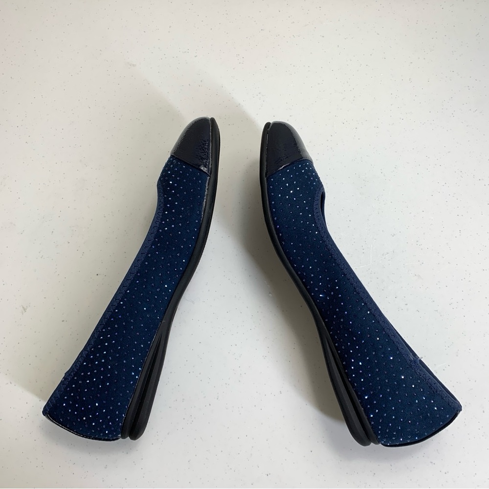 Karen Scott Womens Ambree Navy Toe Cap Slip On Shoes -size8.5 - Picture 9 of 13